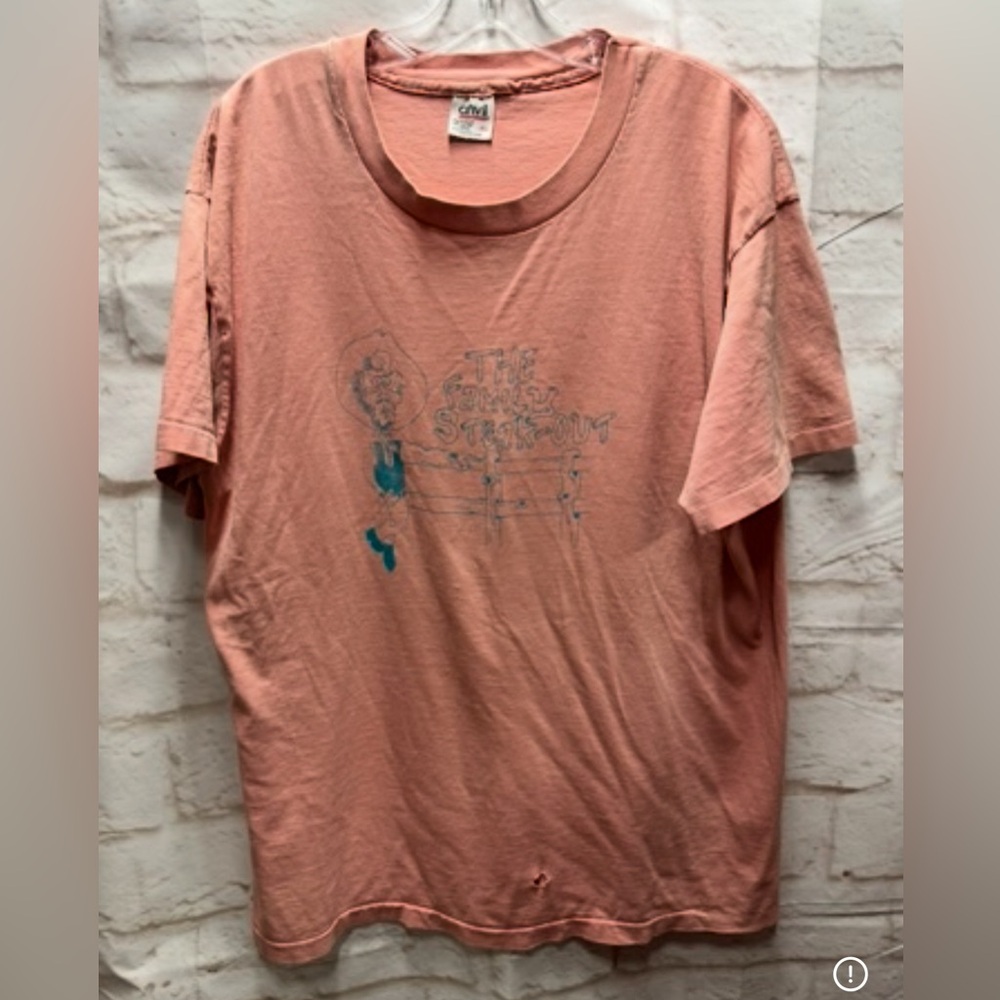 Vintage single stitch “The Family Steak Out” tshirt‎ XL Anvil tag